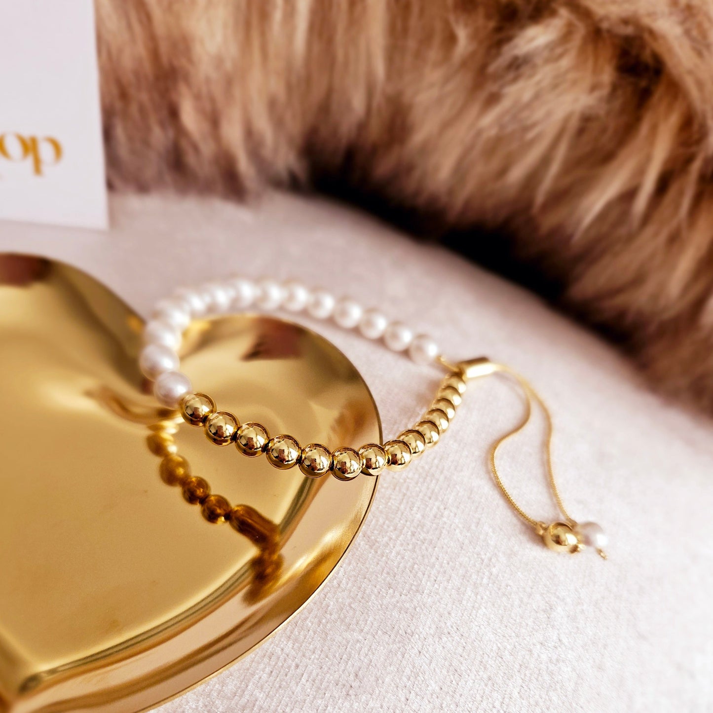 Lady V Bracelet - 18K Gold Plated.