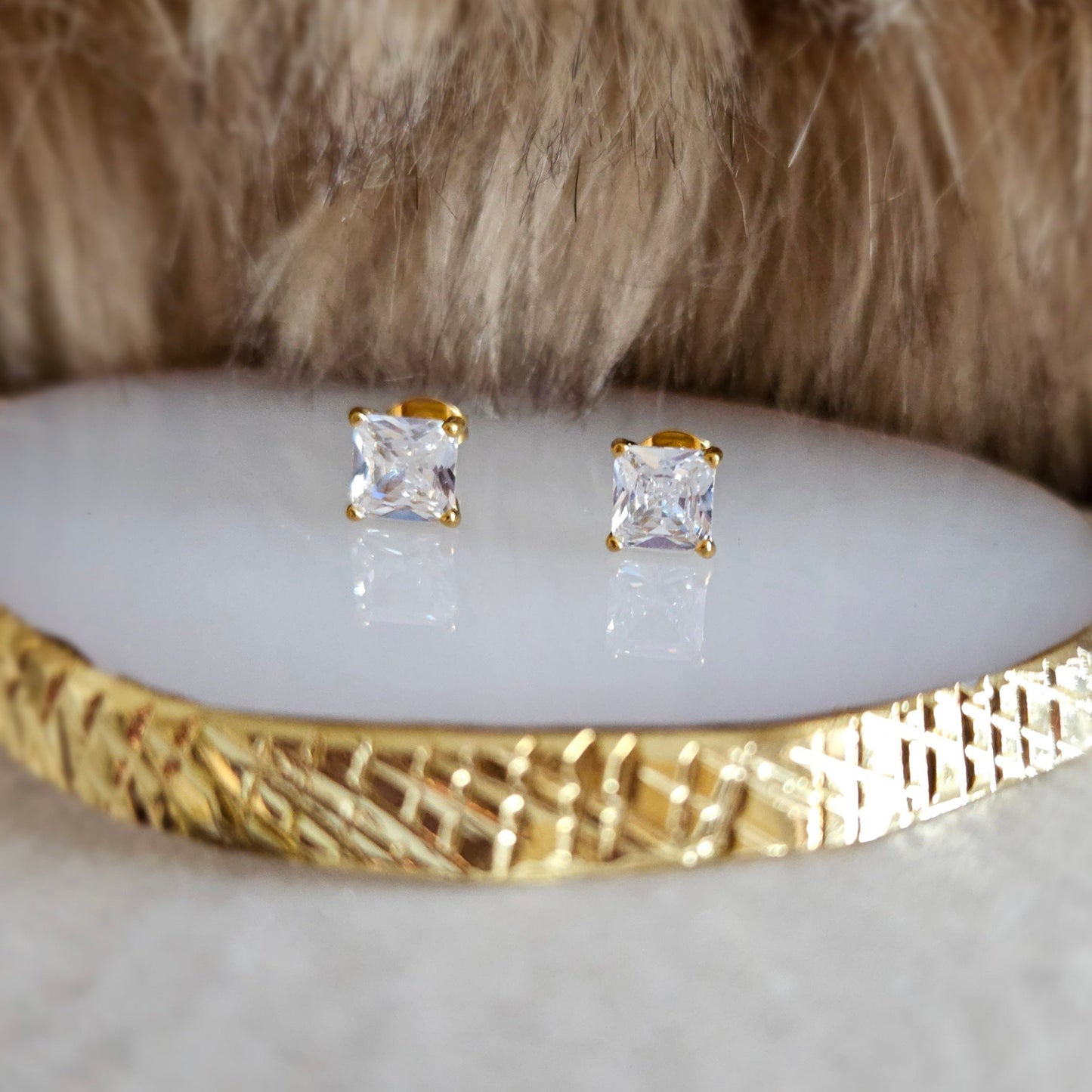 Square White diamond - 18k Gold Plated, Stud earrings.