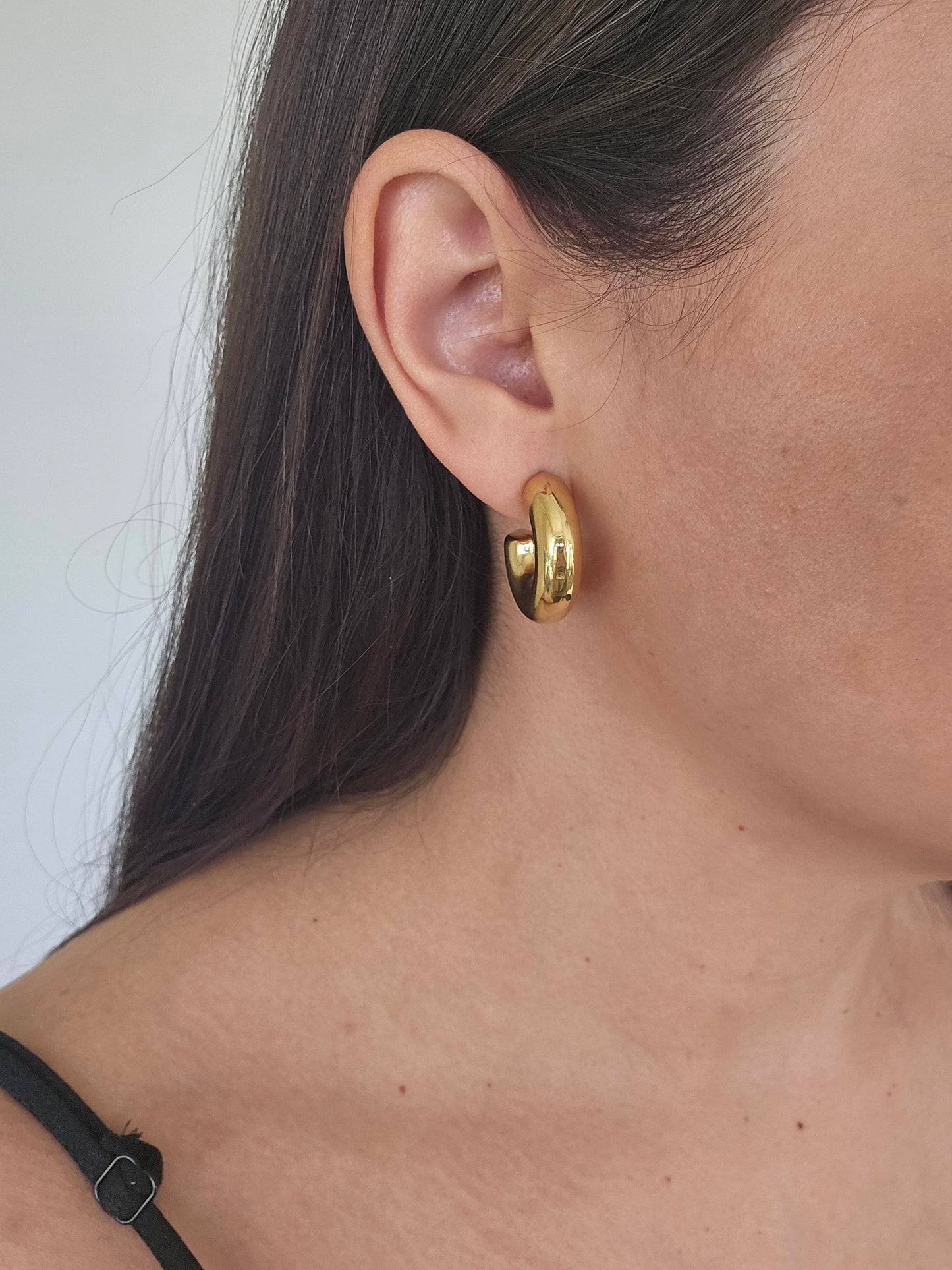 Carol Chunky Earrings - 18k Gold Plated.